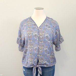Button Up Tie Front Blouse size 1X